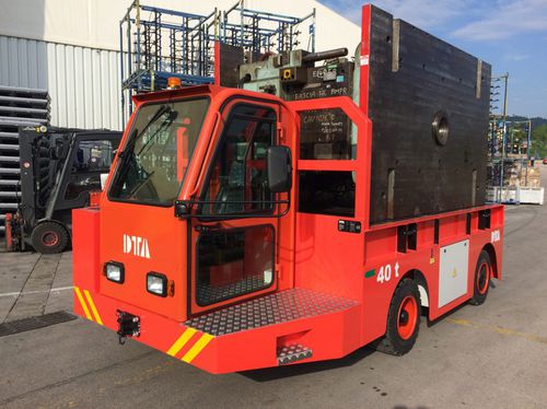 Транспортный грузовой автомобиль - DTA - двухосный