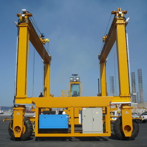 Контейнерный погрузчик для перемещения плит - MST 25 - CIMOLAI TECHNOLOGY - колесный