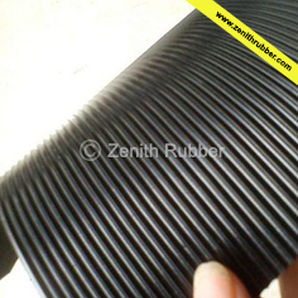 Противоскользящий коврик - MR series - Zenith Industrial Rubber Products Pvt. Ltd. - с тонкими параллельными полосками / из каучука