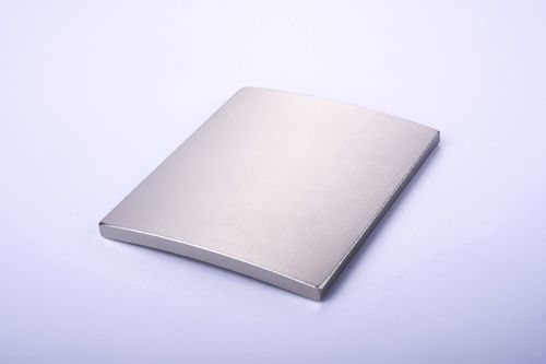 Магнит из NdFeB - R50xr47x35mmx150° - Magengine GmbH - дуга / для двигателя / для датчика