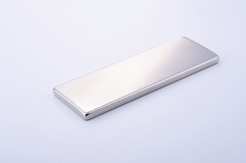 Магнит из NdFeB - 50x15x3mm - Magengine GmbH - прямоугольный / для двигателя / для датчика