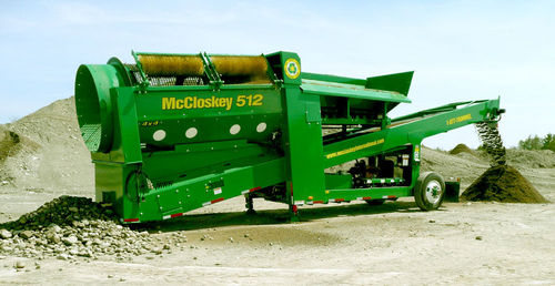 Грубое сито для шахты - 512 A - McCloskey International Limited - мобильное / с барабаном / для сыпучих материалов