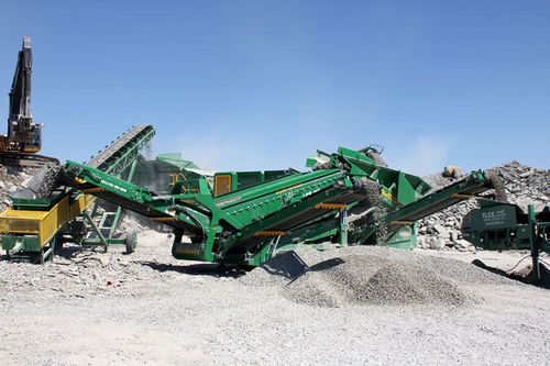 Грубое сито для шахты - R230 - McCloskey International Limited - мобильное / высокая нагрузка