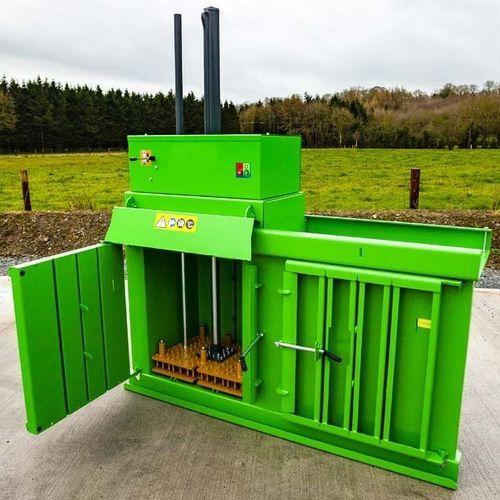 Упаковочный пресс для пластмассы - 40 PET - MACFAB BALERS - для бутылок / для шпуль / вертикальный