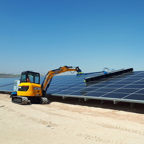 Система очистки для солнечной панели - SunBrush mobil GmbH - с щеткой / для фотогальванического оборудования / для улицы