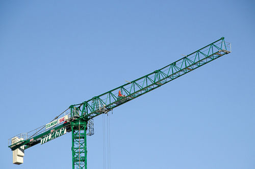 Башенный кран на грузовике - TLS 65 15 - Gruas Saez - башенный / для строительства / для подъема