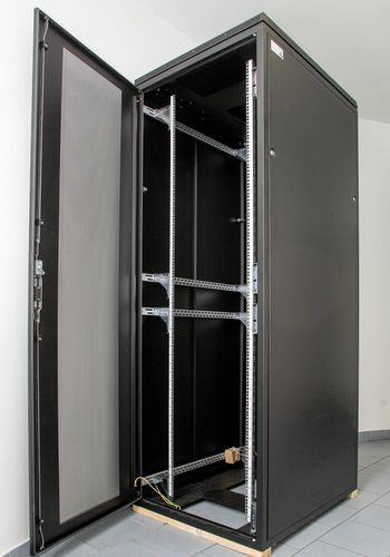 Стеллаж склад для хранения - Brodinger IT-Sicherheitstechnik e.U.