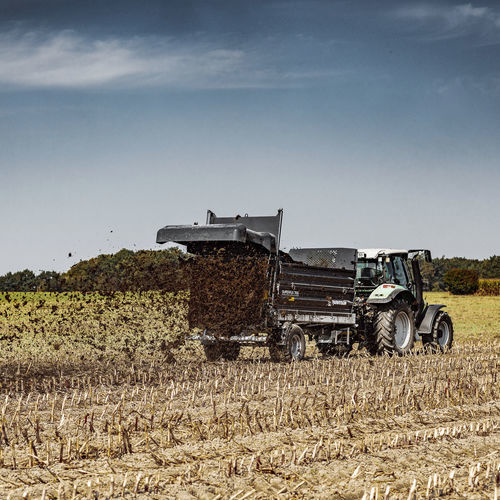 Встроенный распределитель щебня - Superfex 700 - Farmtech