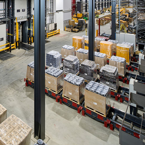 Конвейер для паллет - Moffett Conveyor™ - Moffett Automated Storage Ltd - ленточный / роликовый / цепной