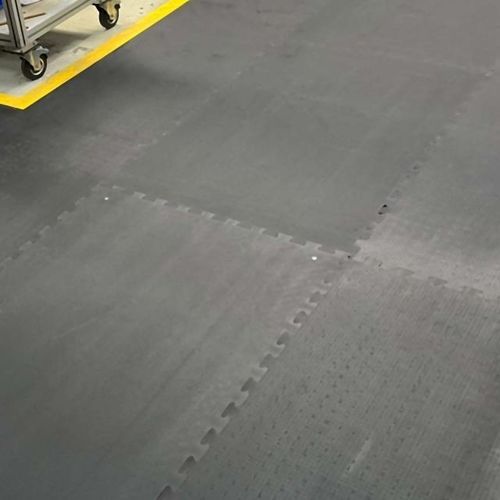 Напольное покрытие из каучука - MOOVETEC®  - KRAIBURG MATTING SYSTEMS - SBR / для промышленности