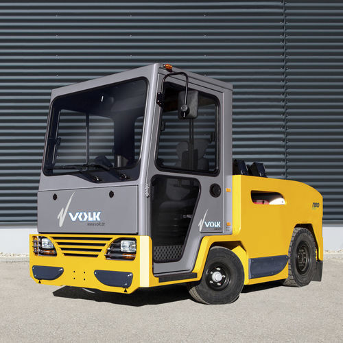 Трактор для буксировки - EFZ 30 N neo - Volk Fahrzeugbau GmbH - электрический / 4-колесный / с местом для сидения водителя