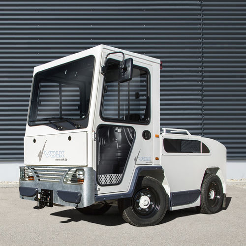 Электрический трактор - EFZ 30 N - Volk Fahrzeugbau GmbH - 4-колесный / с местом для сидения водителя / для буксировки
