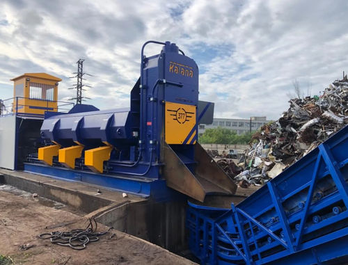 Упаковочный пресс для металлолома - Katana 377 - ECOTECNICA EUROPE S.r.l. - вертикальный