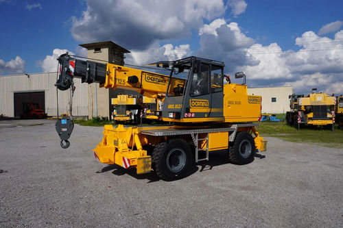 Башенный кран для труднопроходимых участков местности - GRIL 13.12 - LOCATELLI CRANE S.R.L. - мобильный / телескопический / со стрелой