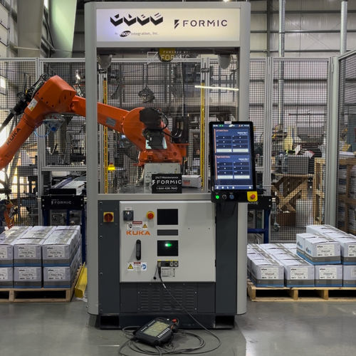 Роботизированная система паллетизации - Formic Technologies - для погрузно-разгрузочных работ / для ящиков / автоматическая