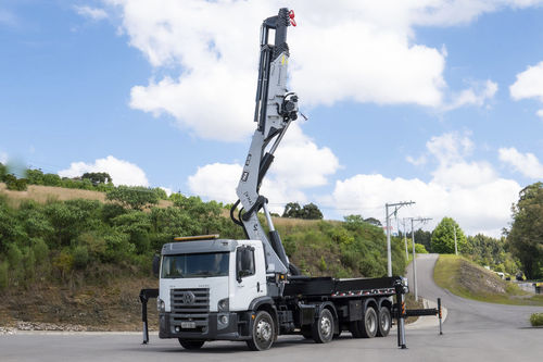 Башенный кран на грузовике -  TKA 66.700C - TKA CRANES - со стрелой / гидравлический