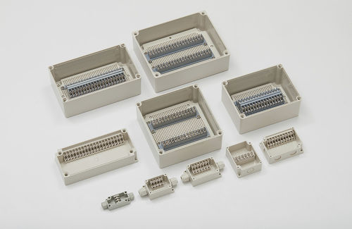 Настенная соединительная коробка - J series - YUEQING YISEN ELECTRONIC TECHNOLOGY CO.,LTD. - химически стойкая / маслоустойчивая / IP65