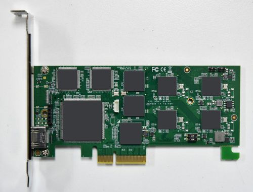 Видеокарта PCIe - DVP-7011UHE - ADVANTECH - цифровая