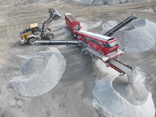 Грубое сито для строительной площадки - 693 - TEREX Mobile Processing Equipment - для шахты / вибрационное линейное / вибрирующее