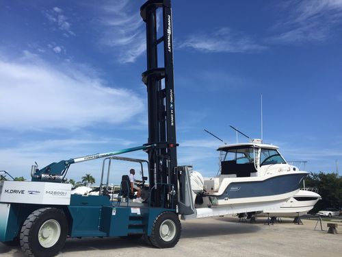 Вилочный погрузчик с тепловым двигателем - Hydro M_Drive Series - Shuttlelift - с местом для сидения водителя / портовый / для катера