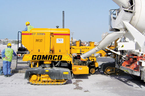 Офсетная бетоноотделочная машина со скользящими формами - GT-3200 - GOMACO International