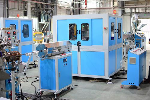 Плетельная машина гибких шлангов - EM-B series  - Everplast Machinery Co., Ltd.