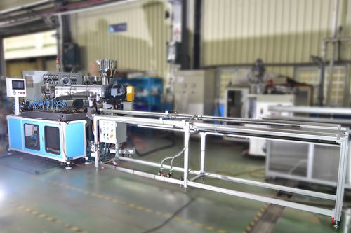 Экструзионная линия для использования в медицине - Everplast Machinery Co., Ltd. - для труб / для ПВХ / для PP