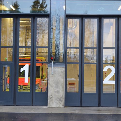 Складной ворота - FD2050F - ASSA ABLOY Entrance Systems - из алюминия / застекленный / промышленный