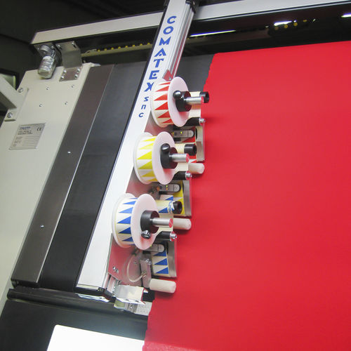 Автоматическая этикетировочная машина - SD 3C - Comatex Textile Machinery - для выявления неисправностей / для текстильной промышленности / для самоклеящейся этикетки