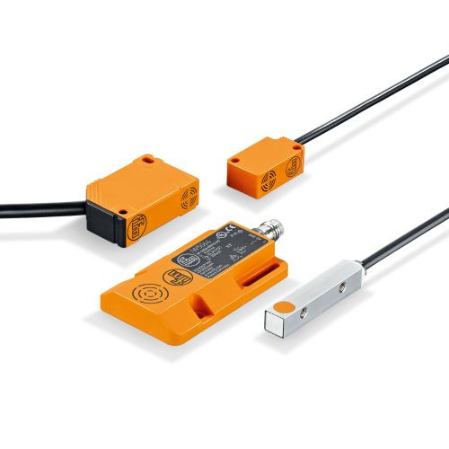 Индуктивный бесконтактный датчик - IE5338 - ifm electronic - прямоугольный / из пластика / большой дальности
