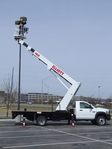 Шарнирный подъемник на грузовике - max. 227 kg, 19.2 m | V60F - Elliott Equipment Company - гидравлический