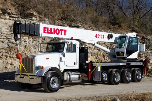 Грузовой автомобиль подъемный кран - 45127 - Elliott Equipment Company - для большой нагрузки / трехосный