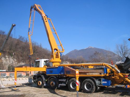 Автобетононасос для строительства - 130 - 184 m³/h, max. 37.35 m | ZENITH 5Z38 - SERMAC S.p.A.