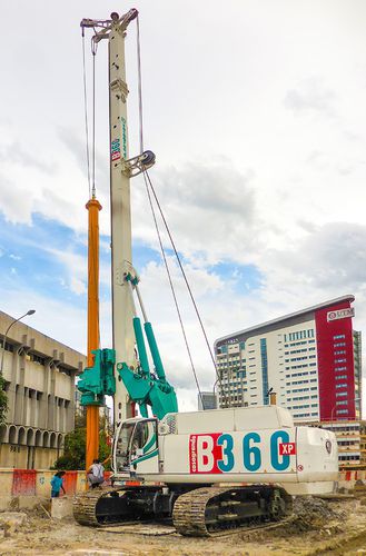 Геотехническая буровая установка - B360 XP-2 - CASAGRANDE - Foundation Division - для фундаментных свай / для глубокого бурения / гусеничная