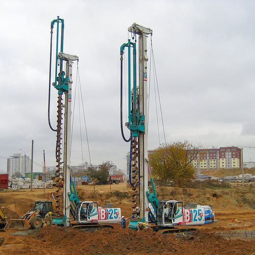 Буровая установка с непрерывным шнеком - B125 XP-2  - CASAGRANDE - Foundation Division - геотехническая / для фундаментных свай / гусеничная
