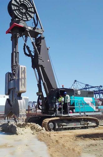 Буровая установка со стенкой из бетона, уложенного на месте - KRC 2 HD - B200 XP-2 - CASAGRANDE - Foundation Division - поворотная / гидравлическая / для строительной площадки
