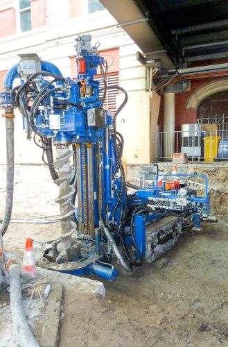 Мобильная буровая установка - HBR 203 D/E - HÜTTE Bohrtechnik - гусеничная / поворотная / гидравлическая