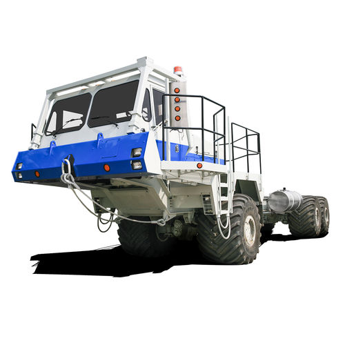 Грузовой автомобиль для транспортировки топлива - Commander C - Foremost Industries LP - трехосный / вездеход