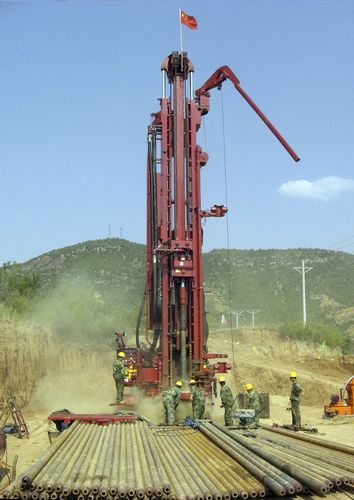Многофункциональная буровая установка - T130XD - SCHRAMM, INC. - на грузовике / поворотная / гидравлическая