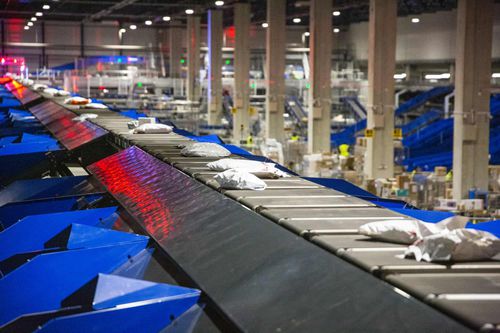 Сортирующее устройство для логистики - CROSSORTER 700 - VANDERLANDE - оптическое / для посылок