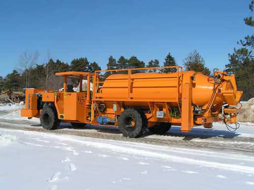 Бетоносмеситель для подземной шахты - 20 455 - 21 820 kg | LP15 - Breaker Technology, LTD.