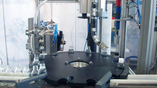 Моноблочная наполнительно-укупорочная машина - MFC - PMR System Group - пневматическая / для жидкостей / для косметической продукции