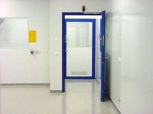Ворота вращающийся - ILKAZELL Isoliertechnik GmbH Zwickau - для чистого помещения / промышленный / для безопасности