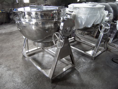Промышленный котел для фармацевтической промышленности - ZHEJIANG XINGSHENG MACHINERY CO.,LTD - из нержавеющей стали / с регулируемым наклоном