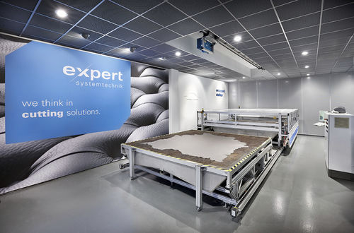 Станок для резки кожи - cut expert doublejet - Expert Systemtechnik GmbH - струей чистой воды / ЧПУ / с несколькими головками