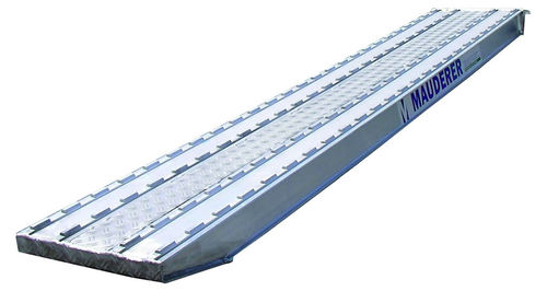 Мобильная загрузочная платформа - max. 26 000 kg | XO series - Mauderer Alutechnik
