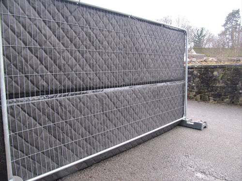 Шумопоглощающий барьер - Acoustic Shield™ - Blok 'N' Mesh UK Limited