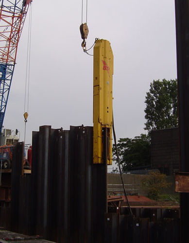 Гидравлический вибропогружатель - SL30 - BSP International Foundations Limited