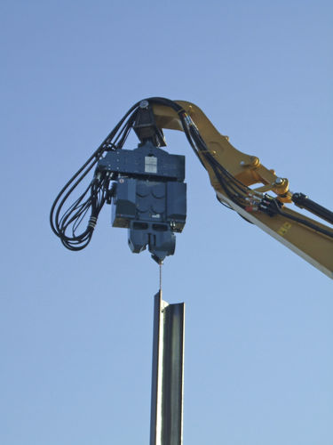 Вибрирующий вибропогружатель - 12RFB - International Construction Equipment BV