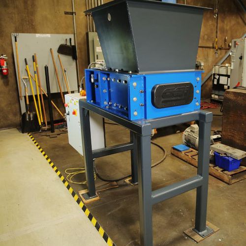 Первичный измельчитель - Dual-Shear® M45 - SSI Shredding Systems, Inc. - с 2 валами / для дерева / электронные отходы